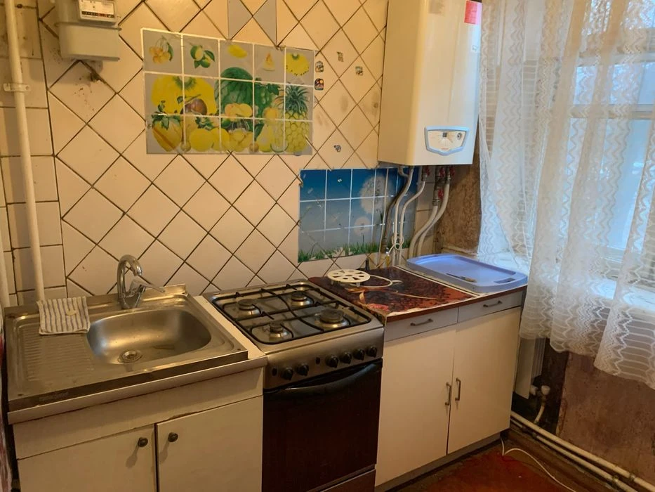 продам 2к квартиру+гараж пр.Богдана Хмельницкого 40