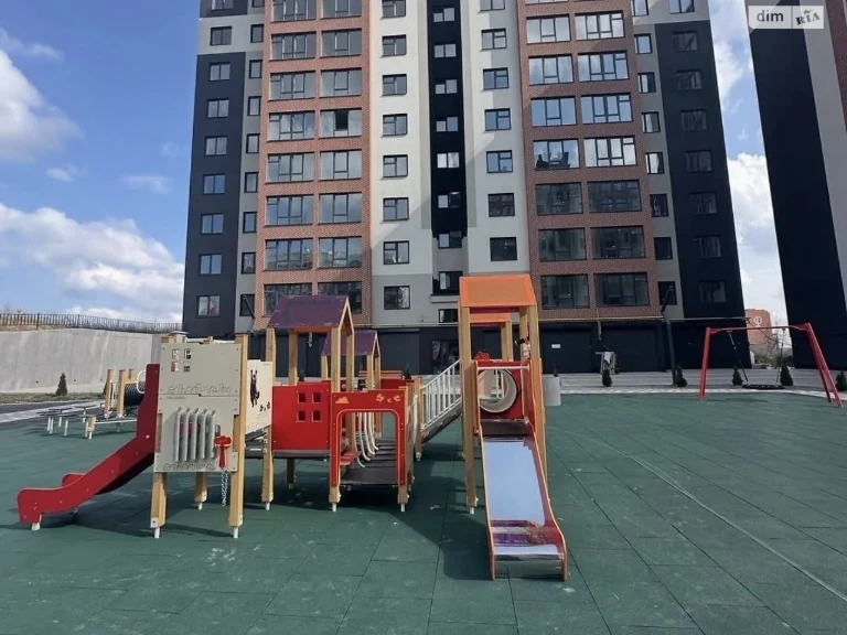 Продаж Квартира Озерна