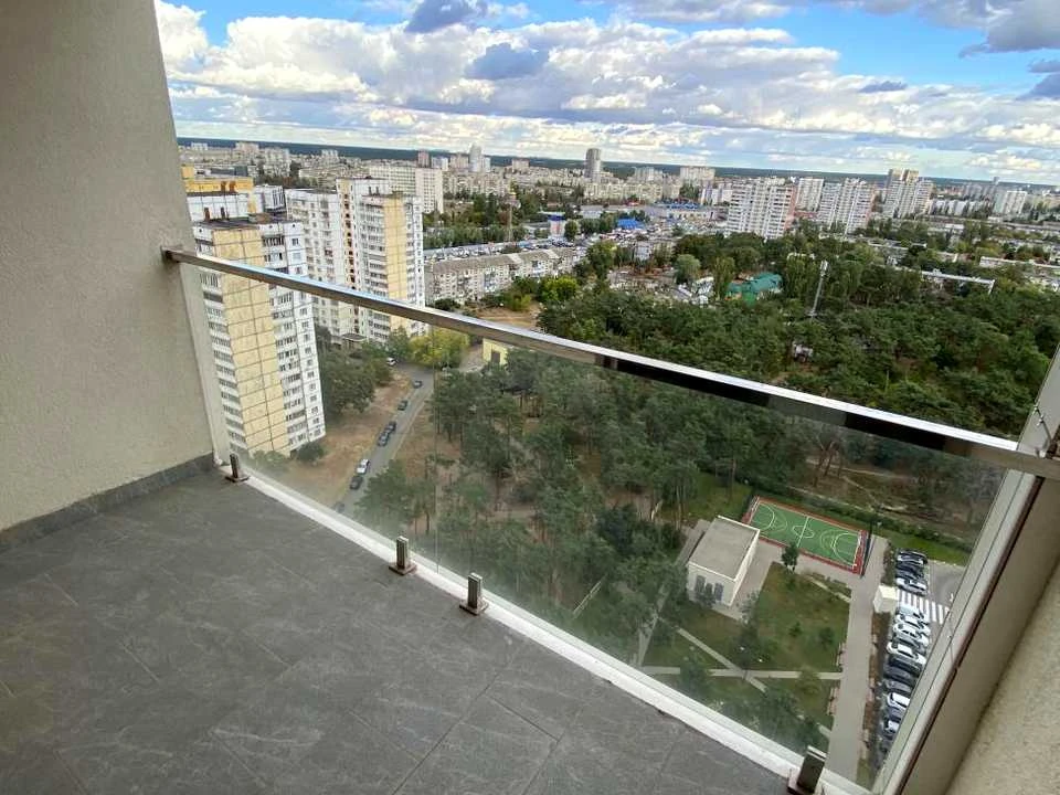 Квартира. Київ, Князя Романа Мстиславича вул.