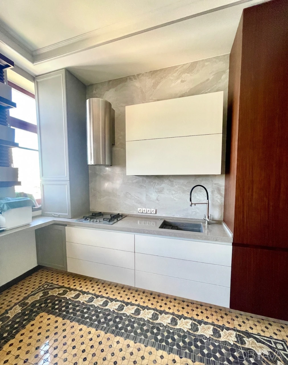 Стильна 145 м², Центр, Пирогова 6А, паркінг Золоті Ворота