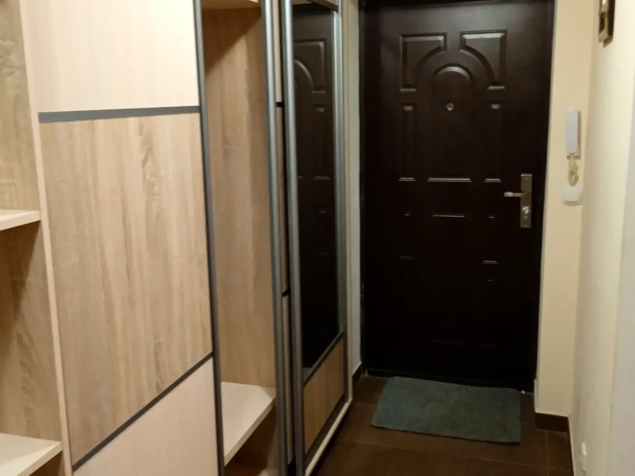 Оренда квартири 2-кімн. 50 м² 3/11 пов.