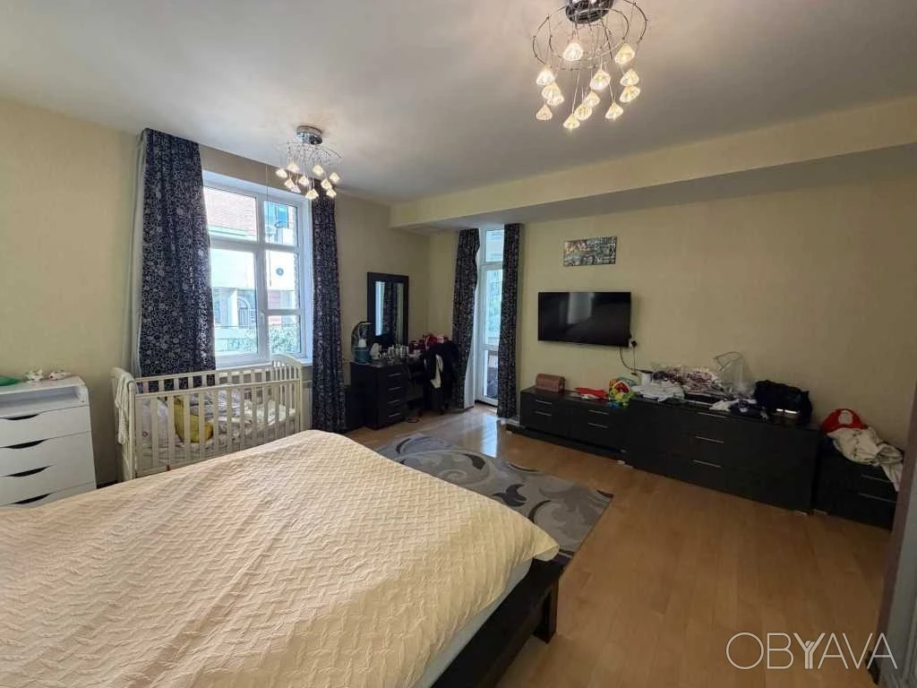 4-комнатная квартира, 178.00 кв.м