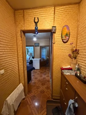 3-room apartment for sale (Verbytskoho St., Vyrlytsia metro station)