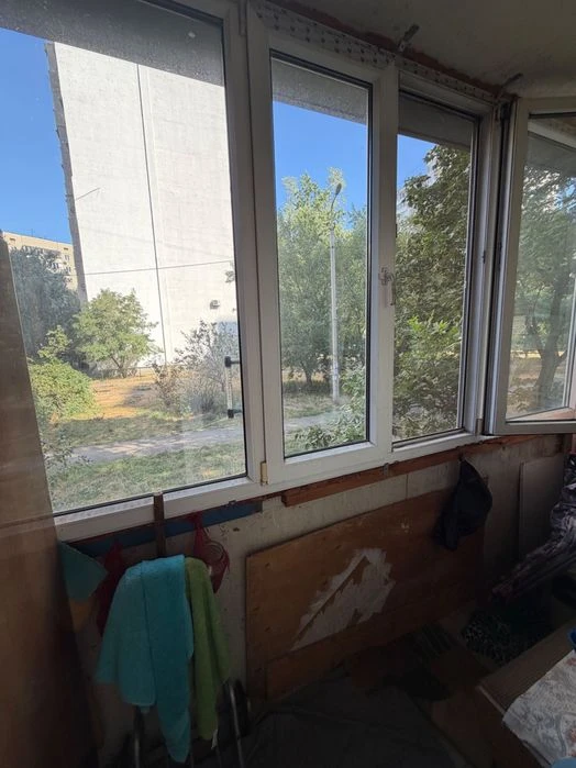 3-room apartment for sale (Verbytskoho St., Vyrlytsia metro station)