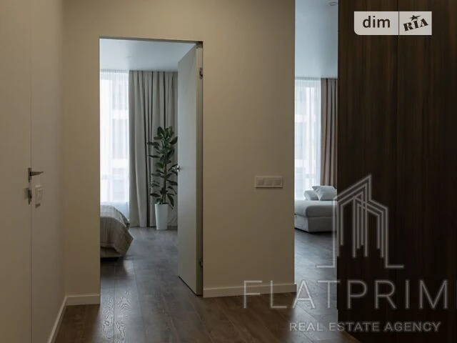 Продаж 1к квартири 55 кв. м на вул. Князя Романа Мстиславича