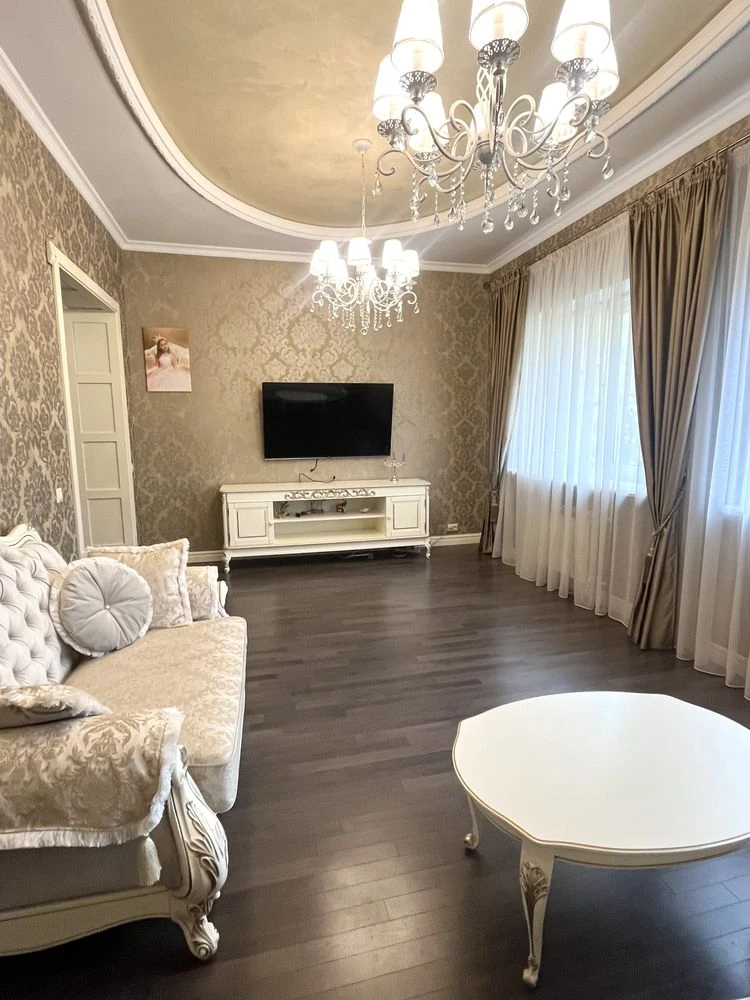 Двоповерховий будинок в м.Суми  Є-відновлення, розстрочка