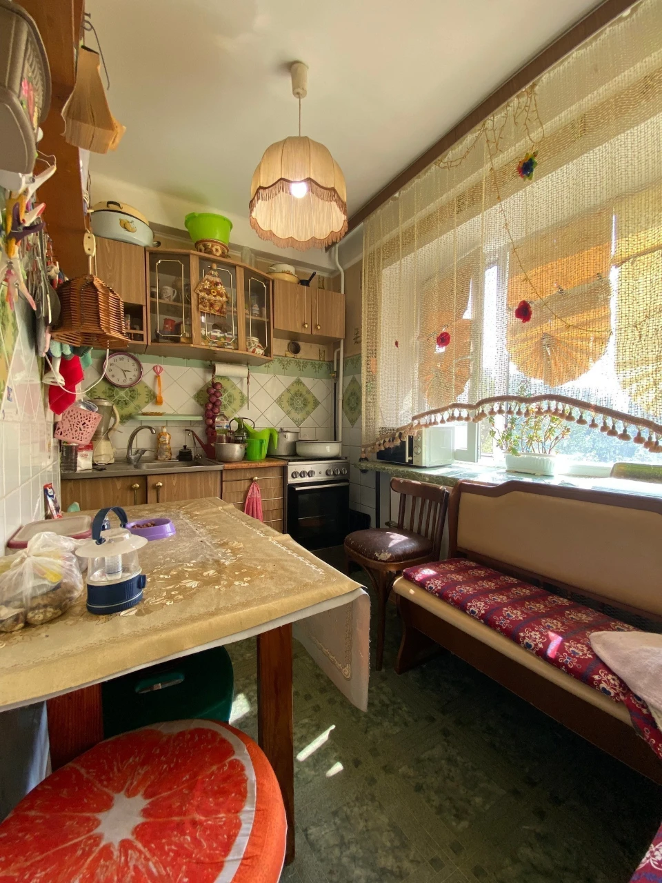 Sale of 3-room apartment 64 sq. m. on Kubanskoy Ukrainy St. 25/21