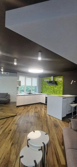 For sale 2-room new building Lypynskoho/Chornovola st.