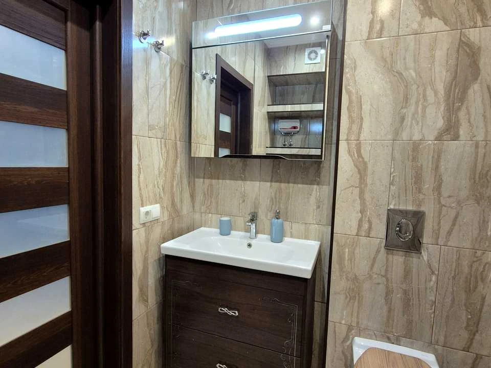 Квартира. Київ, Євгена Коновальця вул.