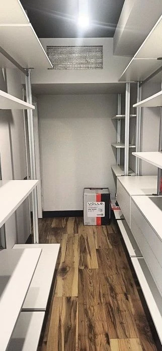 For sale 2-room new building Lypynskoho/Chornovola st.
