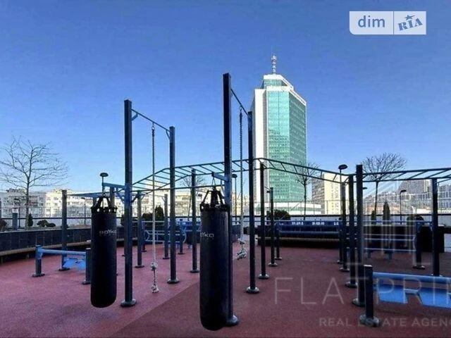 Продаж 1к квартири 52.2 кв. м на просп. Берестейський 11 кор