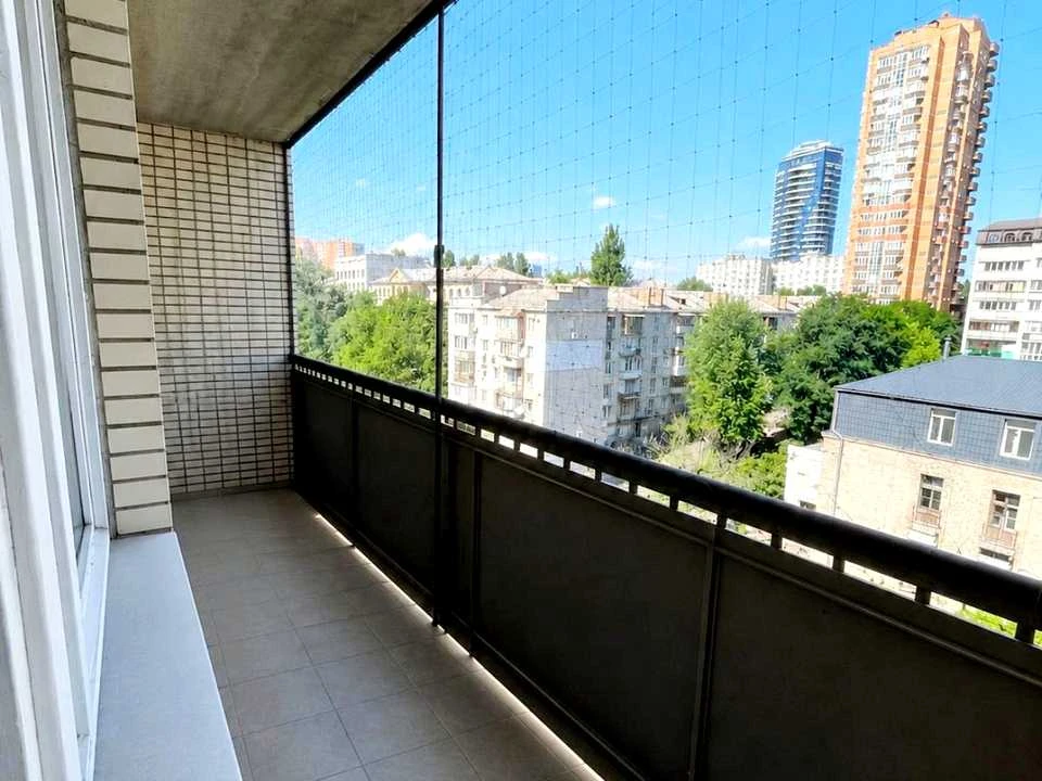 Квартира. Київ, Василя Тютюнника вул.