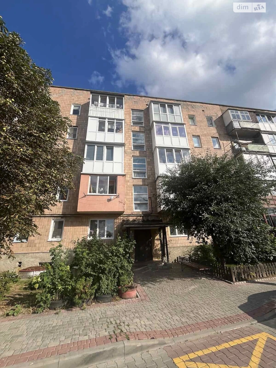 Продаж Квартира Гуща