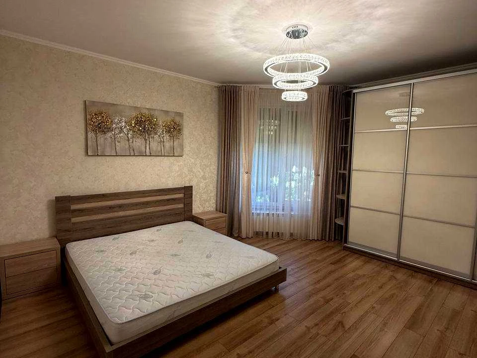 Будинок. Рівне, Приміська