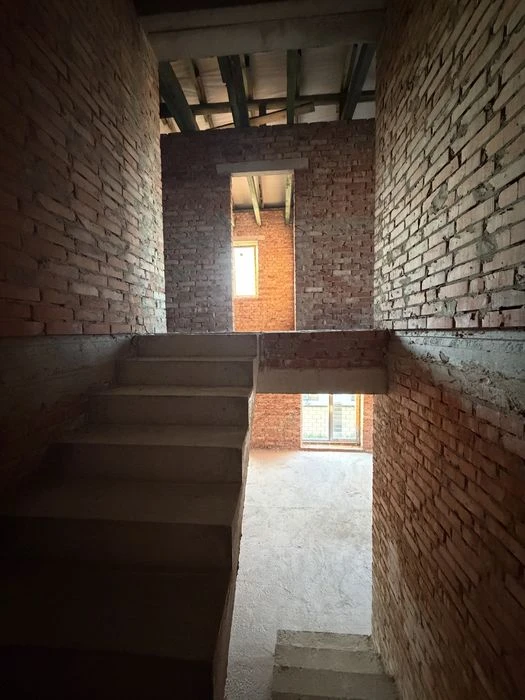 Продаж котеджів з міськими комунікаціями