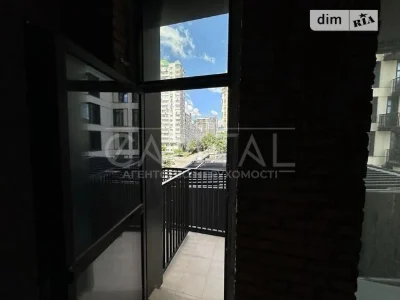 Sale of 2-room apartment 102 sq. m. on Vasylya Tyutyunnyka 39/2 •