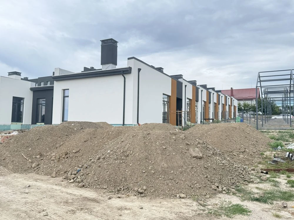 Котедж 116 м² |БЕЗ КОМІСІЇ | Щасливе | Власний двір | Новобу