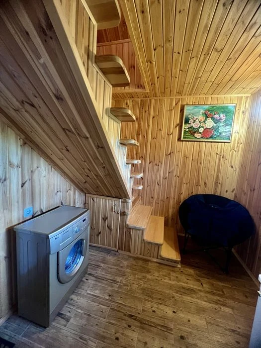 Продам мебльований Будинок 85 м.кв. за Луцьким кільцем. Влас