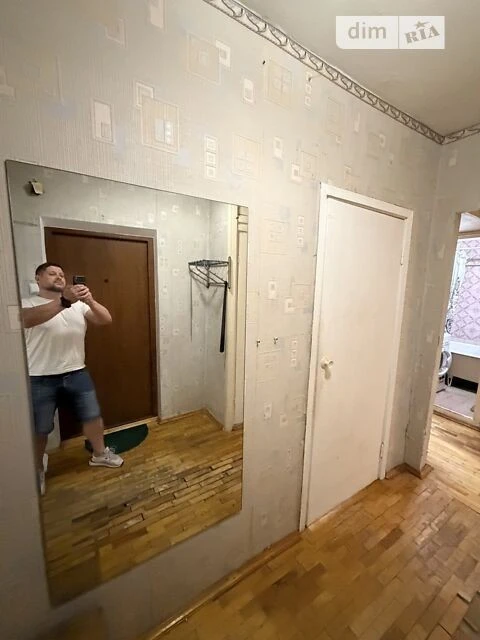 Sale of 2-room apartment 49 sq. m on Pivnichna Str. 48A, apt. 31 • I