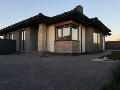 3-кімнатний Двоян з Ремонтом, район Льонокомбінату!