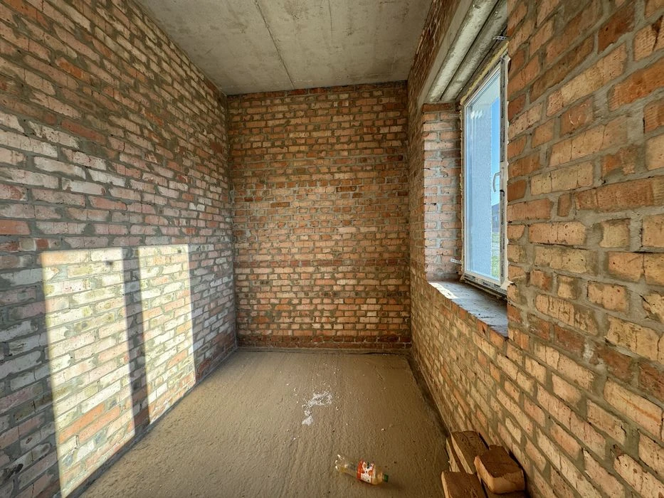Продам готовий котедж з газом за 3 поліклінікою (перша лінія