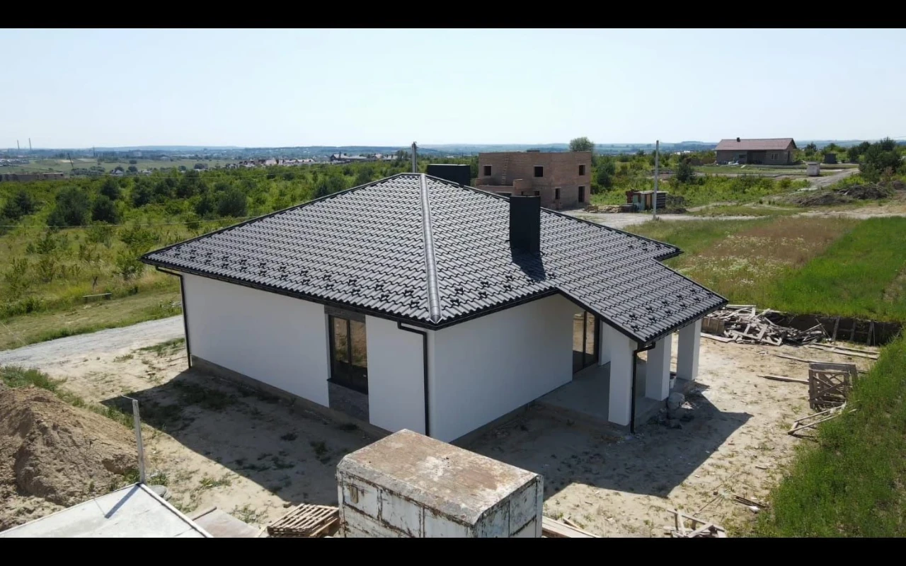 Власник.Продам будинок"американку"м.Рівне вул.Р Волошина Чер