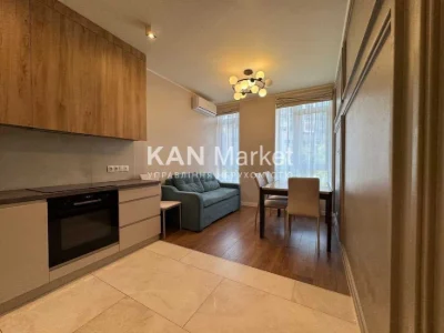 Sale of a 1-room apartment with renovation in the Respublika residential complex