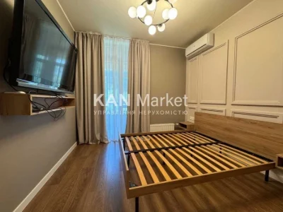 Sale of a 1-room apartment with renovation in the Respublika residential complex