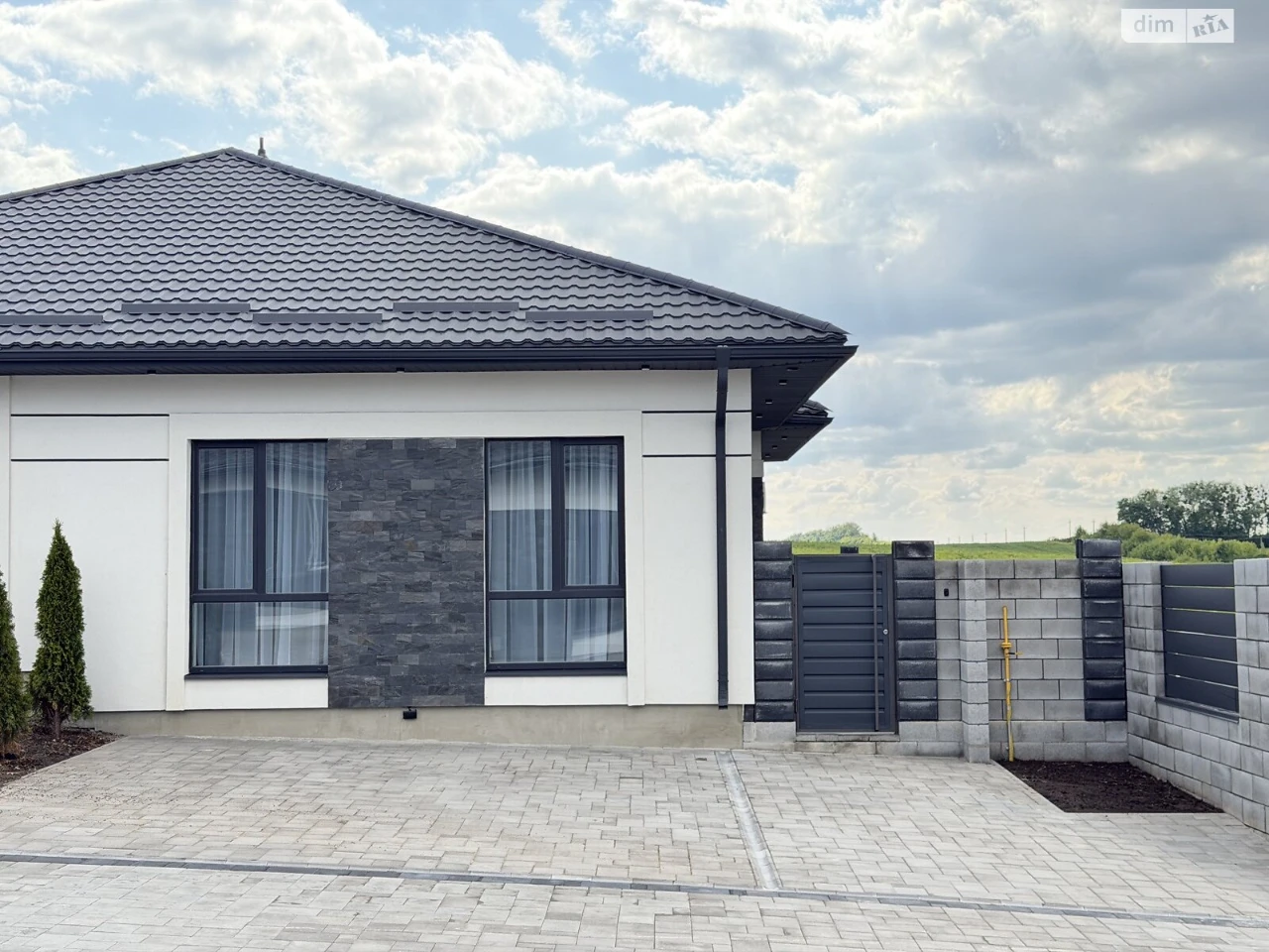 Продаж Дуплекс Ювілейний