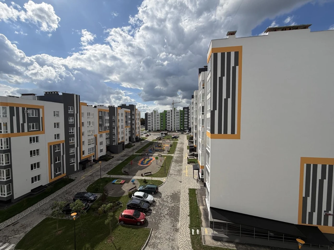 топ локація , новобудова, ніхто не проживав