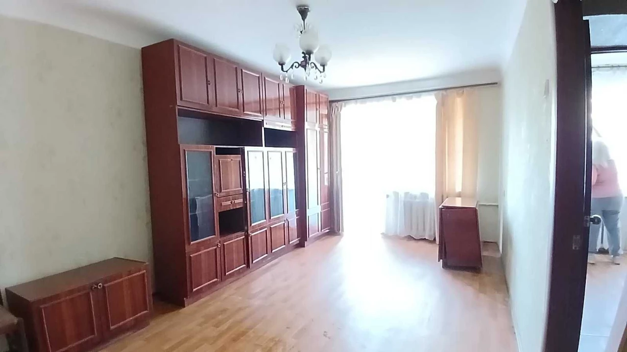 Продам 1-но кімнатну квартиру. Локація топчик!!