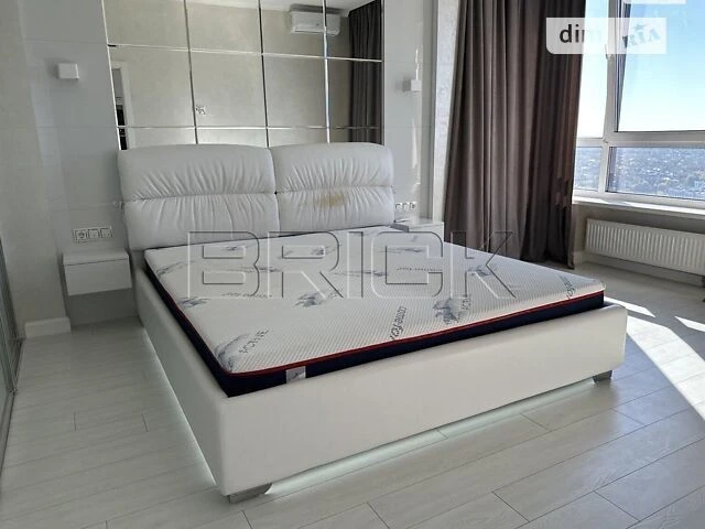 Продаж 2к квартири 65 кв. м на вул. Зарічна 1Б • ID 34862852