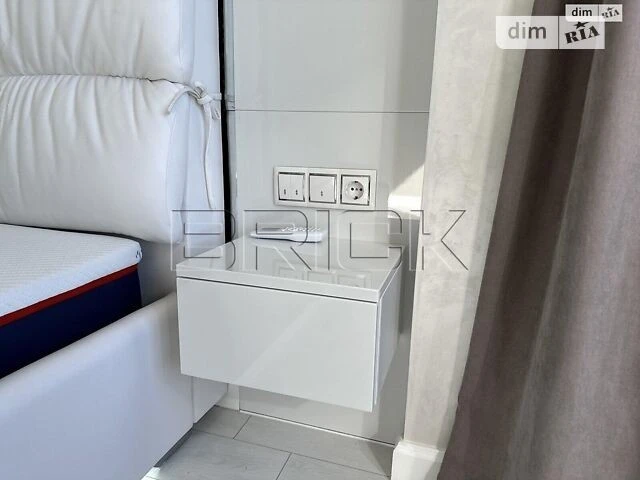 Продаж 2к квартири 65 кв. м на вул. Зарічна 1Б • ID 34862852