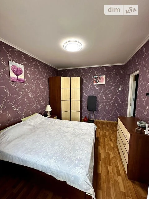Продаж 3к квартири 72.4 кв. м на просп. Академіка Корольова
