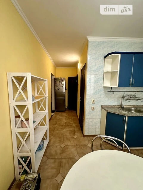 Продаж 3к квартири 72.4 кв. м на просп. Академіка Корольова