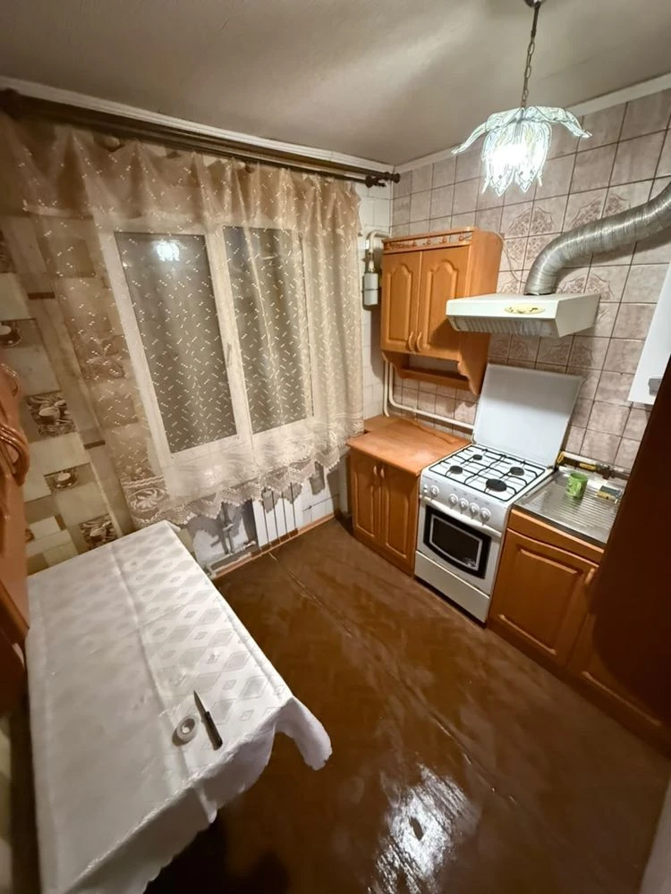 Продається 2х кімнатна квартира