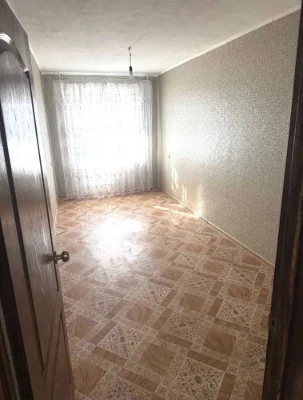 Продаж 3- х квартири . Площадь Перемоги .Проспект Миру .Серт