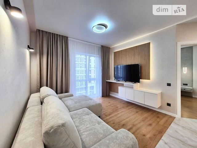 Продаж 1к квартири 42 кв. м на вул. Михайла Максимовича 26В