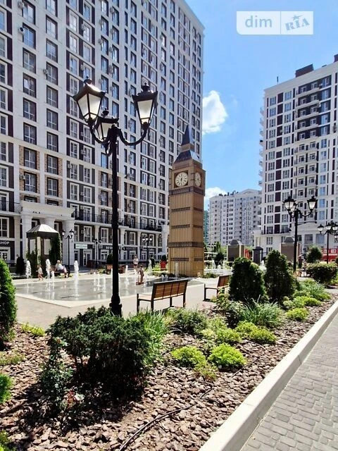 Продаж 1к квартири 42 кв. м на вул. Михайла Максимовича 26В
