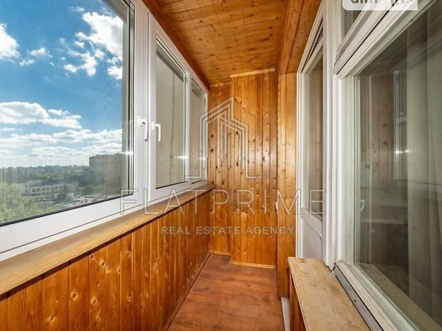 Продаж 4к квартири 99 кв. м на вул. Івана Пулюя 1А • ID 3486