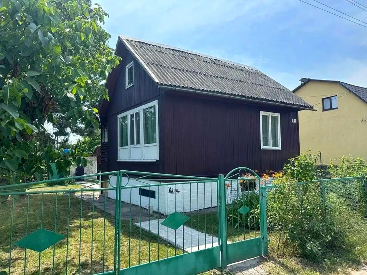 Продаж будинку 98 м² 6 сот.
