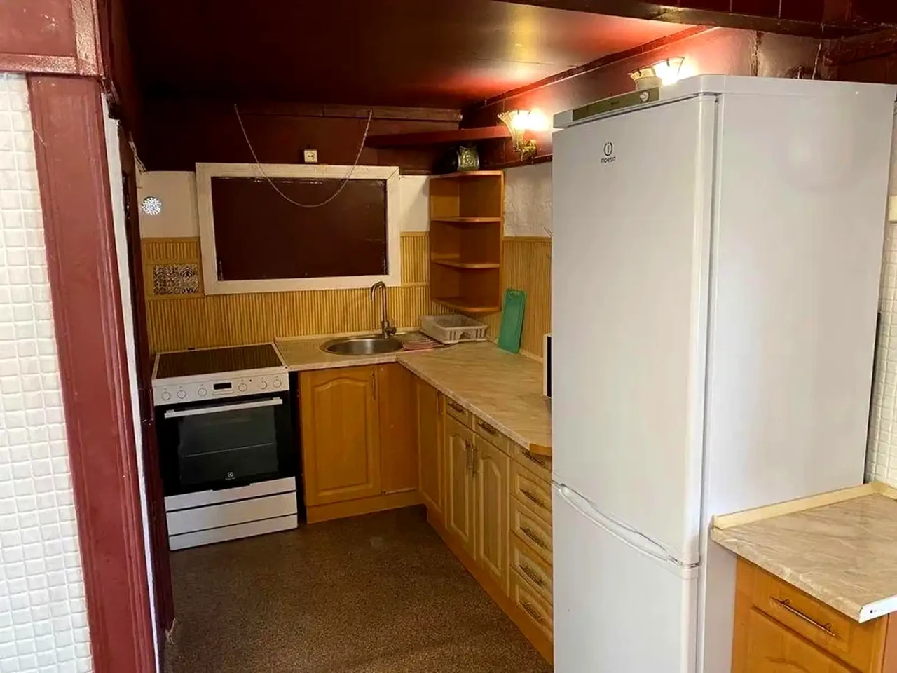 Продаж будинку 98 м² 6 сот.