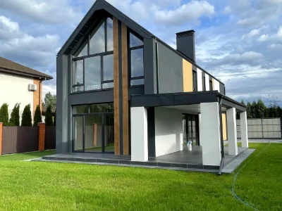Продаж будинку 141 м² 6 сот.
