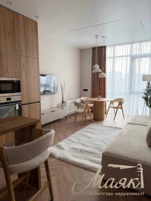 Sale of a new 1-room apartment in the residential complex Novopecherski L
