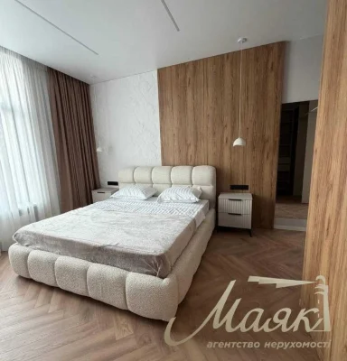 Sale of a new 1-room apartment in the residential complex Novopecherski L