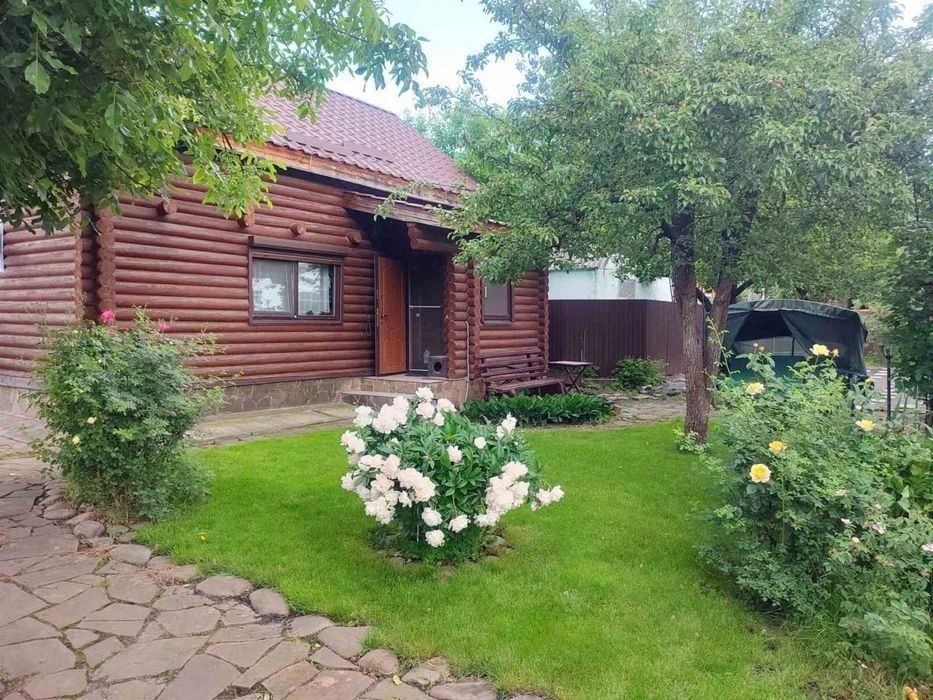 Продаж дачного будинку з ремонтом, Осокорки