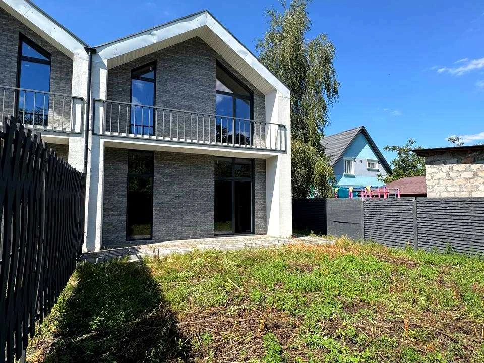 Будинок. Київ, Кальвільна вул.