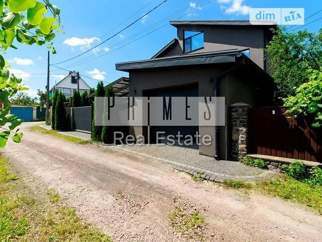 Продаж 2 поверхового будинку з гаражем і ділянкою на 6 соток