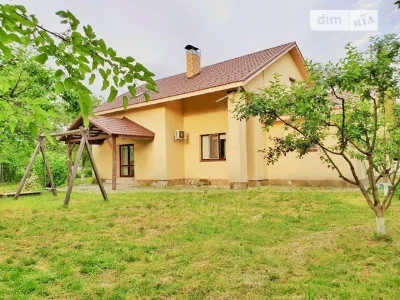 Продаж 2 поверхового будинку з гаражем і ділянкою на 16 сото