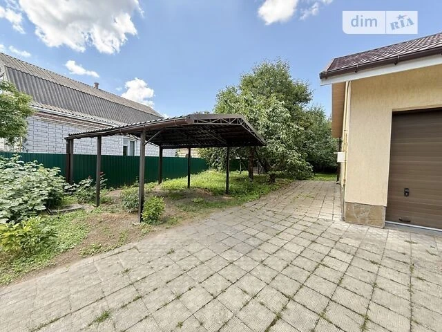 Продаж 2 поверхового будинку з гаражем і ділянкою на 16 сото